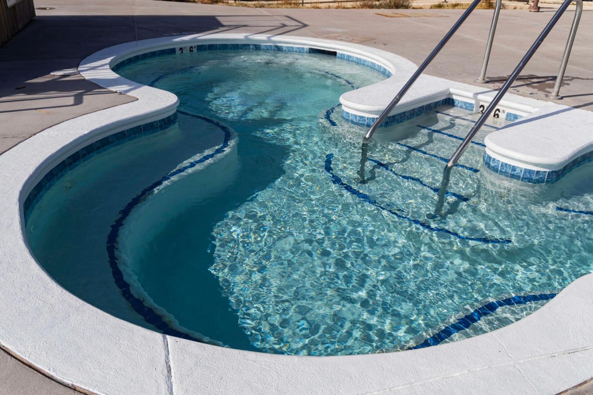 The Cottages - Golf, Pool, Play - 2-Bedroom Тракі Екстер'єр фото